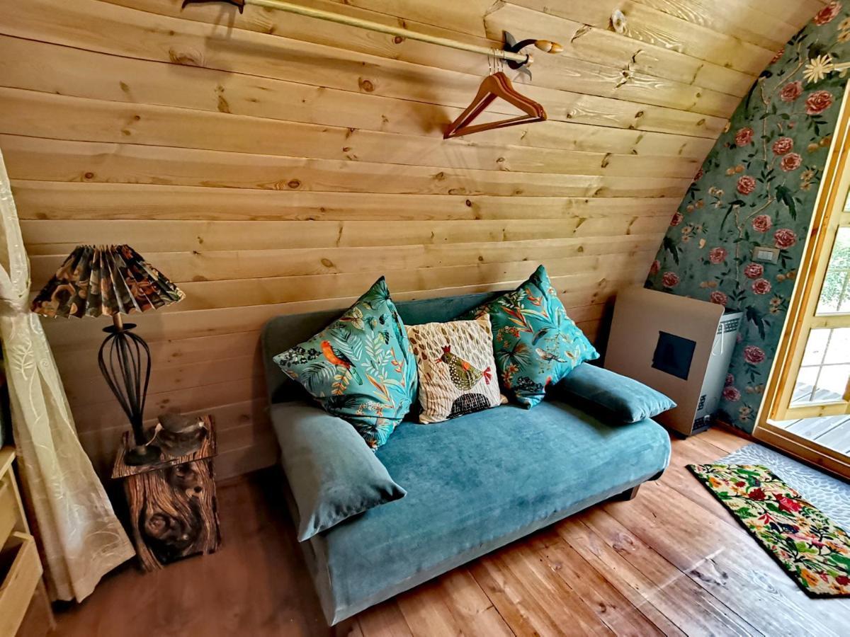 Tiny Cottage Casa Uccello Apricale Bagian luar foto